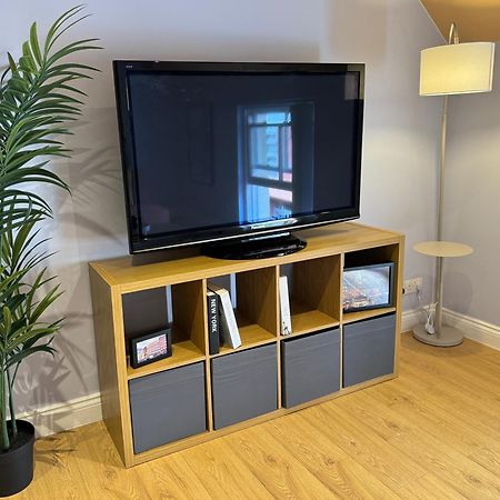 Group Bookings: Up To 30 Guests Across 5 Spacious Flats! Keyless Access Free Wifi & Parking Birmingham Esterno foto