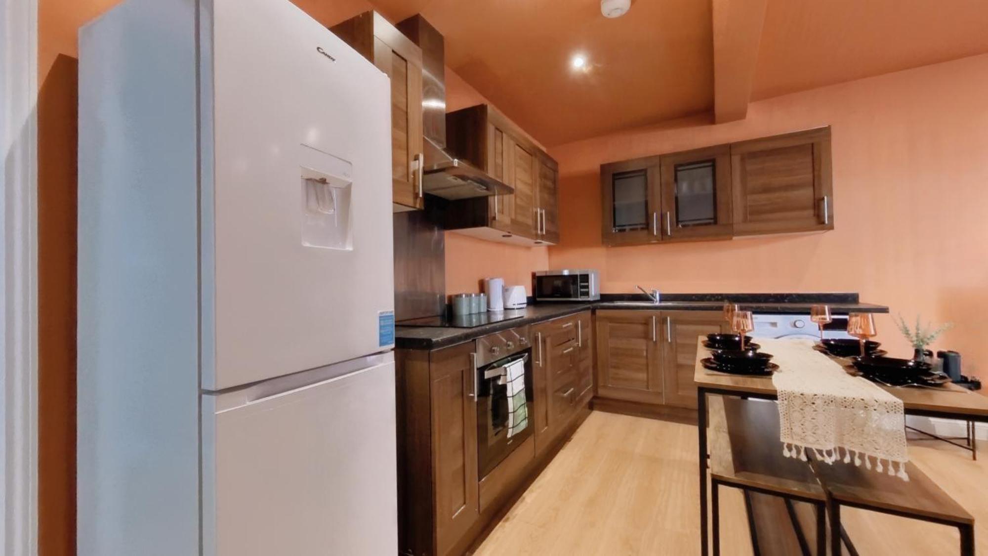Group Bookings: Up To 30 Guests Across 5 Spacious Flats! Keyless Access Free Wifi & Parking Birmingham Esterno foto