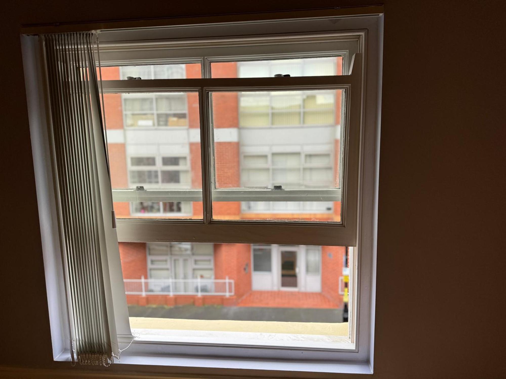 Group Bookings: Up To 30 Guests Across 5 Spacious Flats! Keyless Access Free Wifi & Parking Birmingham Esterno foto